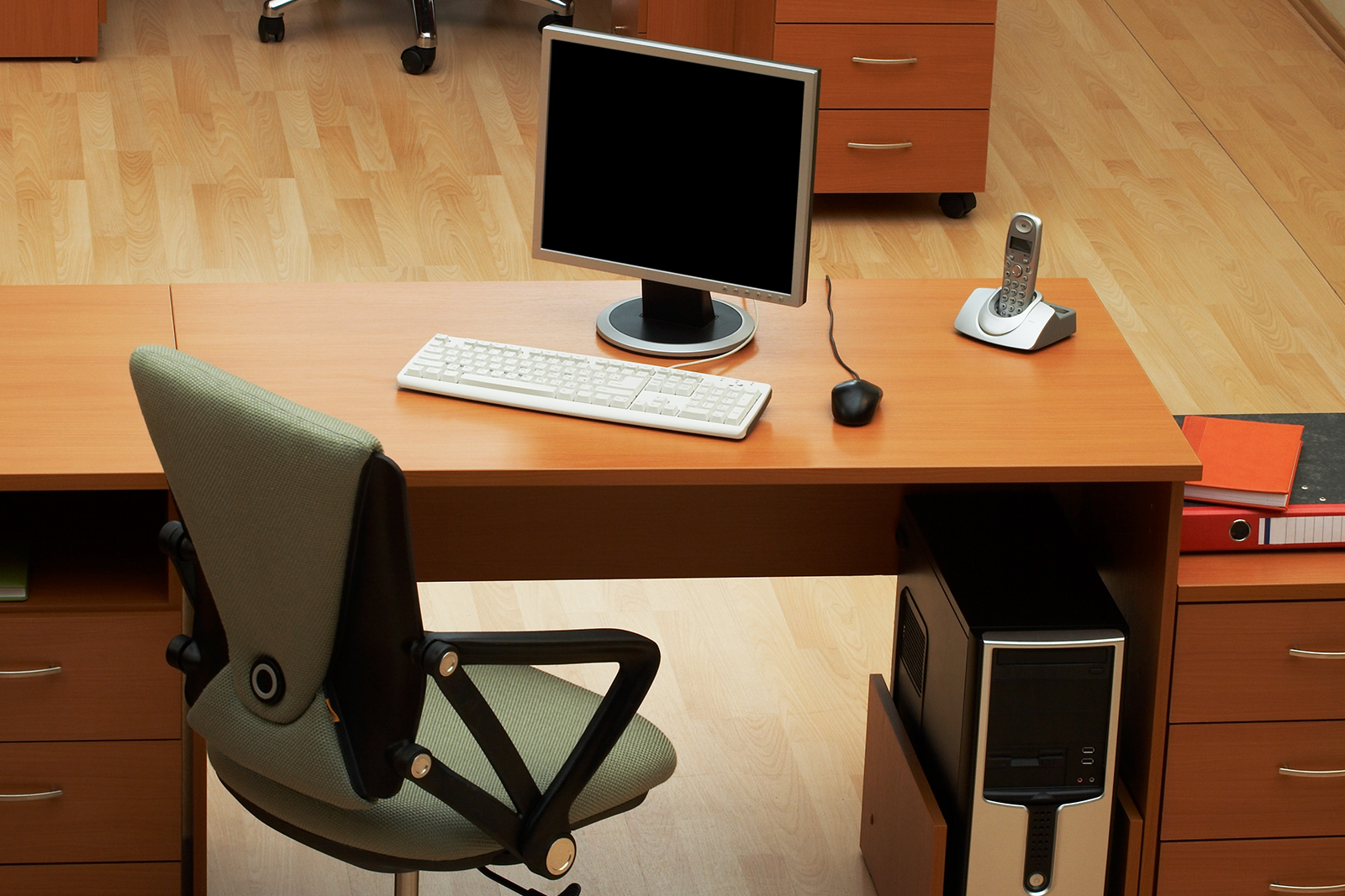 ¿Dónde Donar Muebles de Oficina Usados en Lima?